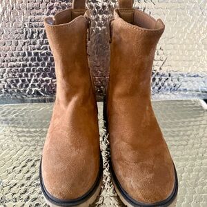 AEROSOLES Kids Tan Boots